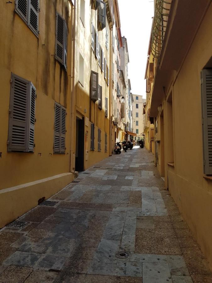 Vieille Ville D Ajaccio De 1 A 4 Pers A 300M Du Port Et A 15 Mn De Laeroport Proches De Plus Belles Plages Et Ttes Commodites A Proximite Экстерьер фото